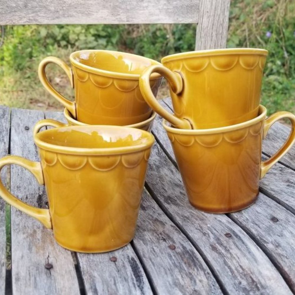 Set of 5 Bohemian chic vintage brown glazed tea cups, coffee mugs 80s decor